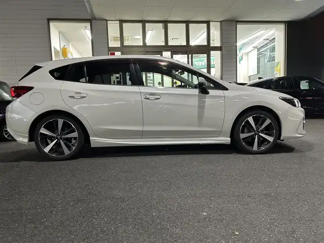 スバル インプレッサ スポーツ 2．0i－S アイサイト 長崎県 2017(平29)年 14.5万km クリスタルホワイトP 純正ナビ/フルセグTV/アイサイト/ETC/バックカメラ/アイドリングストップ/パドルシフト/BSM/ステアリングスイッチ/スマートキー/プッシュスタート/クルーズコントロール