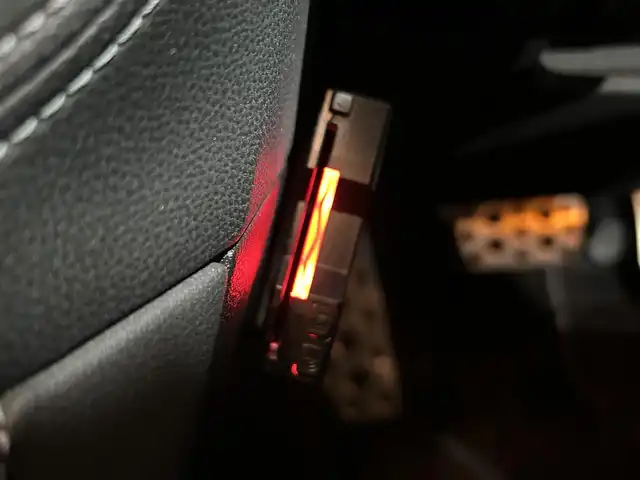 スバル インプレッサ スポーツ 2．0i－S アイサイト 長崎県 2017(平29)年 14.5万km クリスタルホワイトP 純正ナビ/フルセグTV/アイサイト/ETC/バックカメラ/アイドリングストップ/パドルシフト/BSM/ステアリングスイッチ/スマートキー/プッシュスタート/クルーズコントロール