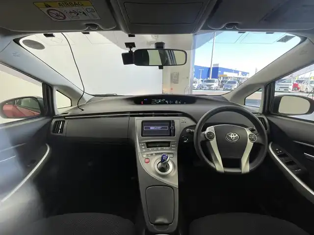 トヨタ プリウス S 群馬県 2013(平25)年 4.6万km レッドマイカメタリック 純正７インチナビ　バックカメラ　ＨＩＤオートライト　純正１５インチアルミホイール　ステアリングリモコン　前後ドライブレコーダー　ＥＴＣ　スマートキー　プッシュスタート　盗難防止装置　ＡＢＳ　禁煙車