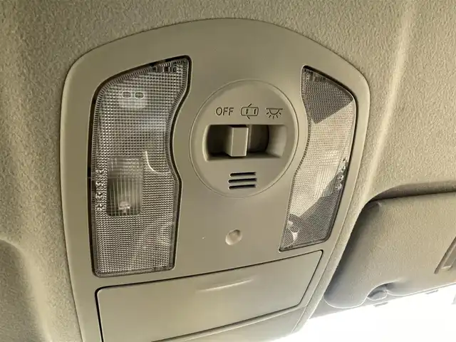 トヨタ プリウス S 群馬県 2013(平25)年 4.6万km レッドマイカメタリック 純正７インチナビ　バックカメラ　ＨＩＤオートライト　純正１５インチアルミホイール　ステアリングリモコン　前後ドライブレコーダー　ＥＴＣ　スマートキー　プッシュスタート　盗難防止装置　ＡＢＳ　禁煙車