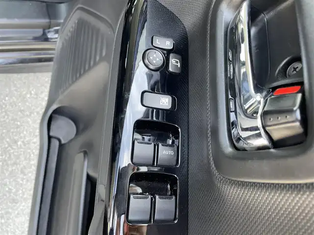 スズキ スペーシア カスタム HYBRID GS 大阪府 2018(平30)年 6.4万km ブルーイッシュブラックパール3 ”(株)IDOMが運営する【じしゃロン堺店】の自社ローン専用車両になります。/こちらは現金またはオートローンご利用時の価格です。自社ローンご希望の方は別途その旨お申付け下さい”