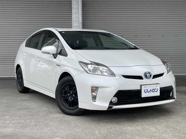 トヨタ プリウス S 茨城県 2015(平27)年 9.5万km ホワイトパールクリスタルシャイン (株)IDOMが運営する【じしゃロン水戸店】の自社ローン専用車両になりますこちらは現金またはオートローンご利用時の価格です。自社ローンご希望の方は別途その旨お申付け下さい/社外ナビ/バックカメラ/フルセグテレビ/ETC