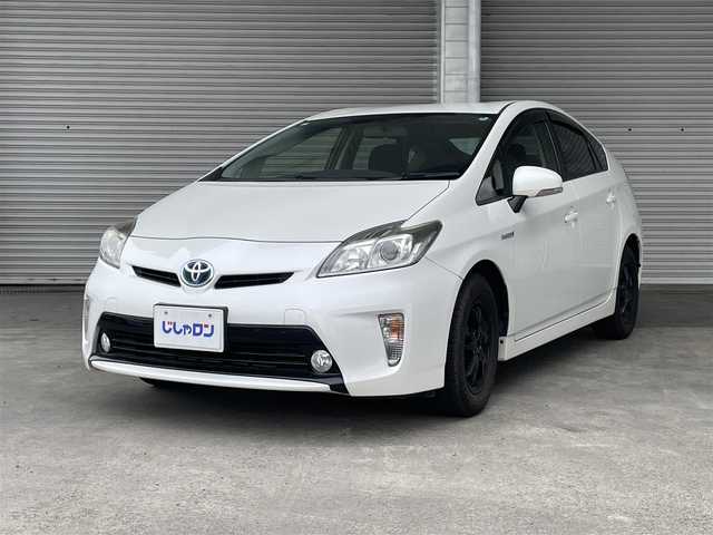 トヨタ プリウス S 茨城県 2015(平27)年 9.5万km ホワイトパールクリスタルシャイン (株)IDOMが運営する【じしゃロン水戸店】の自社ローン専用車両になりますこちらは現金またはオートローンご利用時の価格です。自社ローンご希望の方は別途その旨お申付け下さい/社外ナビ/バックカメラ/フルセグテレビ/ETC