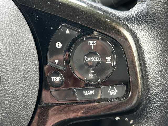 ホンダ Ｎ ＢＯＸ カスタム G EX ターボ ホンダセンシング 静岡県 2017(平29)年 4.6万km プレミアムホワイトパールⅡ ターボ車/純正８インチプレミアムインターナビ/（AM/FM/CD/DVD/BT)/フルセグTV/バックカメラ /両側パワースライドドア /レーダークルーズコントロール/ビルトインETC/ハーフレザーシート/ホンダセンシング /衝突被害軽減システム/レーンキープアシスト/横滑り防止装置/スマートキー/プッシュスタート/パドルシフト/電格ミラー/無限グリル/LEDヘッドライト/スペアキー×１/アイドリングストップ/ドアバイザー /純正１５インチアルミホイール/保証書