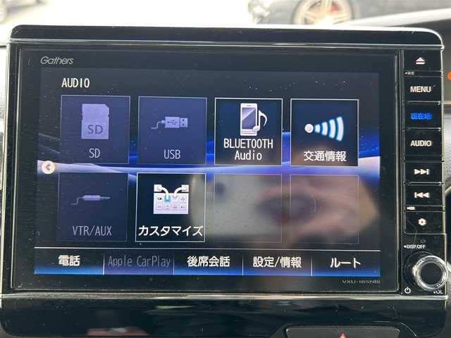 ホンダ Ｎ ＢＯＸ カスタム G EX ターボ ホンダセンシング 静岡県 2017(平29)年 4.6万km プレミアムホワイトパールⅡ ターボ車/純正８インチプレミアムインターナビ/（AM/FM/CD/DVD/BT)/フルセグTV/バックカメラ /両側パワースライドドア /レーダークルーズコントロール/ビルトインETC/ハーフレザーシート/ホンダセンシング /衝突被害軽減システム/レーンキープアシスト/横滑り防止装置/スマートキー/プッシュスタート/パドルシフト/電格ミラー/無限グリル/LEDヘッドライト/スペアキー×１/アイドリングストップ/ドアバイザー /純正１５インチアルミホイール/保証書