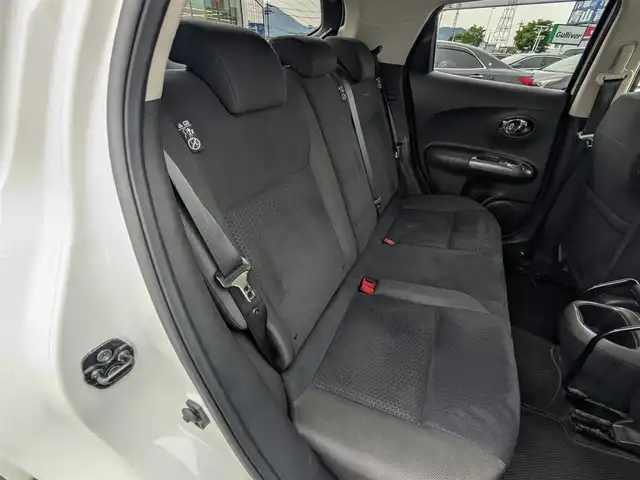 日産 ジューク 15RX タイプV 福井県 2012(平24)年 12.1万km ブリリアントホワイトパール キセノンヘッドライト/Fフォグ/ETC/バックカメラ/パナソニック7インチHDDナビ（CD/DVD/BT/iPod）/フルセグテレビ/盗難防止装置/ダブルエアバッグ/純正フロアマット/保証書・取説/スマートキー/純正ホイルキャップ