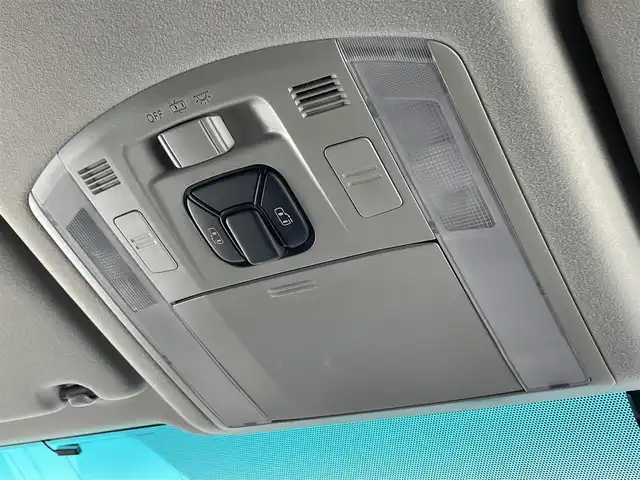 トヨタ アルファード 240S 千葉県 2012(平24)年 6.5万km ホワイトパールクリスタルシャイン 両側パワースライドドア/純正メモリナビ(型式：NHZN-X61G)/CD/DVD/Bluetooth/フルセグ/フリップダウンモニター/バックカメラ/ビルトインETC/純正１８インチAW/純正フロアマット/プッシュスタート/スマートキー