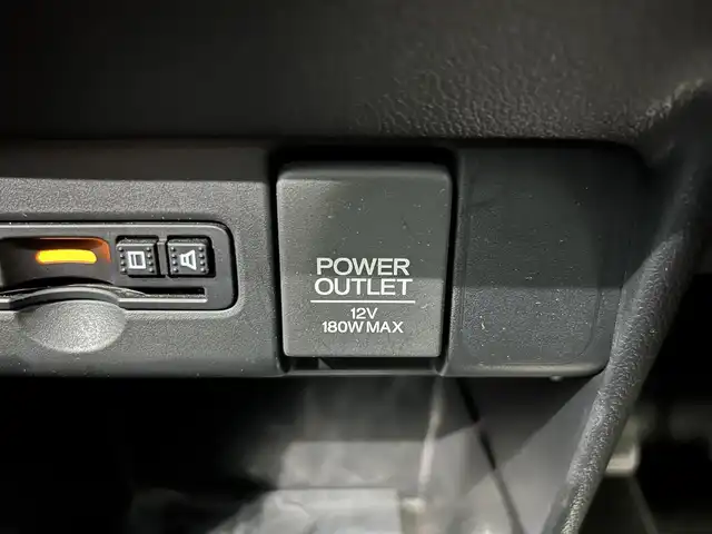 ホンダ Ｎ ＢＯＸ G Lパッケージ 鹿児島県 2016(平28)年 6万km ブリティッシュグリーンP シティブレーキアクティブシステム/アイドリングストップ/片側パワースライドドア/社外SDナビ【CN-R502D】/（CD/DVD/フルセグ/Bluetooth/SD）/バックカメラ/ETC/社外前後ドライブレコーダー【CSD-790FHG】/ステアリングリモコン/チップアップシート/ヘッドライトレベライザー/電動格納ドアミラー/ECONスイッチ/後席ロール式サンシェード/横滑り防止装置/盗難防止装置/社外フロアマット/純正ドアバイザー