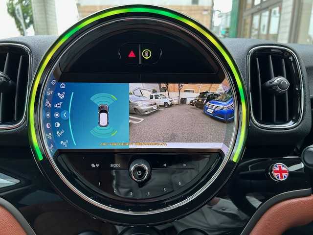 ＭＩＮＩ ＢＭＷ ミニ クロスオーバー クーパー D 東京都 2023(令5)年 2.8万km パールⅡ 登録時走行27885km/ワンオーナー/プレミアムプラスライン/パーキングアシスト/パークディスタンスコントロール（前後）/ツートンルーフ/モルトブラウンダイヤモンドステッチ入革シート/前席シートヒーター/純正HDDナビ/社外フルセグTV/バックカメラ/パワーバックドア/おくだけ充電/ルームミラー内蔵ETC/前後ドライブレコーダー/LEDライト/スマートキー/ルーフレール/USB端子/保証書・取説/スペアキー