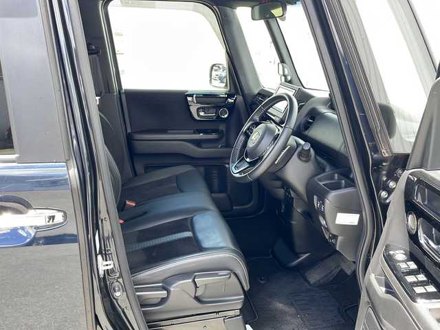 ホンダ Ｎ ＢＯＸ カスタム L ターボ 三重県 2022(令4)年 3.8万km ミッドナイトブルービームM 純正SDナビ、フルセグTV/純正CD、DVD再生、BT、MSV/衝突被害軽減ブレーキ/レーンキープアシスト/両側パワースライドドア/追従型クルーズコントロール/ハーフレザーシート/シートヒーター/コーナーセンサー/ドライブレコーダー/パドルシフト/ビルトインETC/電動パーキング/オートホールド/ウィンカーミラー/LEDオートライト/フォグランプ/スマートキー/プッシュスタート/電動格納ミラー/ステアリングリモコン/カーテンエアバック/フロアマット/ドアバイザー