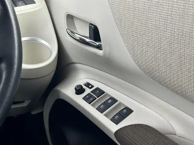 トヨタ シエンタ ハイブリッド G 福島県 2017(平29)年 5.7万km レッドマイカM トヨタセーフティセンス/　　・プリクラッシュセーフティ/　　・レーンディバーチャーアラート/　　・オートマチックハイビーム/純正7インチナビ/　　CD/BT/ワンセグ/バックカメラ/ビルトインETC/両側パワースライドドア/純正LEDヘッドライト/フォグランプ/純正ホイールキャップ/電動格納ウィンカーミラー