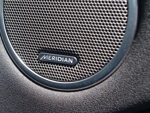 ランドローバー レンジローバーイヴォーク SE 埼玉県 2018(平30)年 4.2万km 黒 オートクルーズコントロール /全方位カメラ/パークセンサー  /MERIDIANスピーカー /純正ナビ /電動リアゲート /Bluetooth /スタットレスタイヤ /スマートキー/USBポート /車線逸脱警告 /ETC /横滑り防止装置