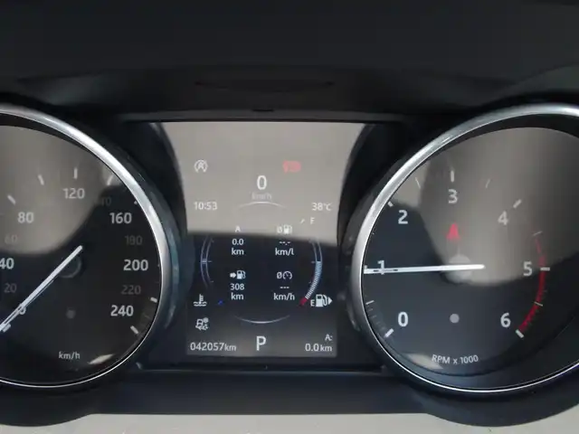 ランドローバー レンジローバーイヴォーク SE 埼玉県 2018(平30)年 4.2万km 黒 オートクルーズコントロール /全方位カメラ/パークセンサー  /MERIDIANスピーカー /純正ナビ /電動リアゲート /Bluetooth /スタットレスタイヤ /スマートキー/USBポート /車線逸脱警告 /ETC /横滑り防止装置