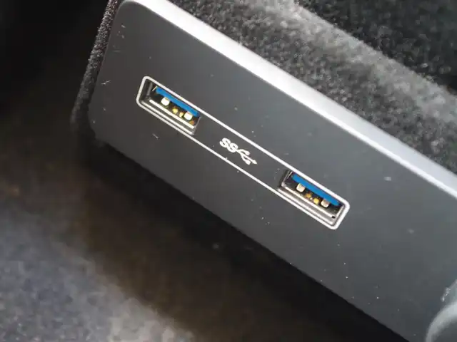 ランドローバー レンジローバーイヴォーク SE 埼玉県 2018(平30)年 4.2万km 黒 オートクルーズコントロール /全方位カメラ/パークセンサー  /MERIDIANスピーカー /純正ナビ /電動リアゲート /Bluetooth /スタットレスタイヤ /スマートキー/USBポート /車線逸脱警告 /ETC /横滑り防止装置