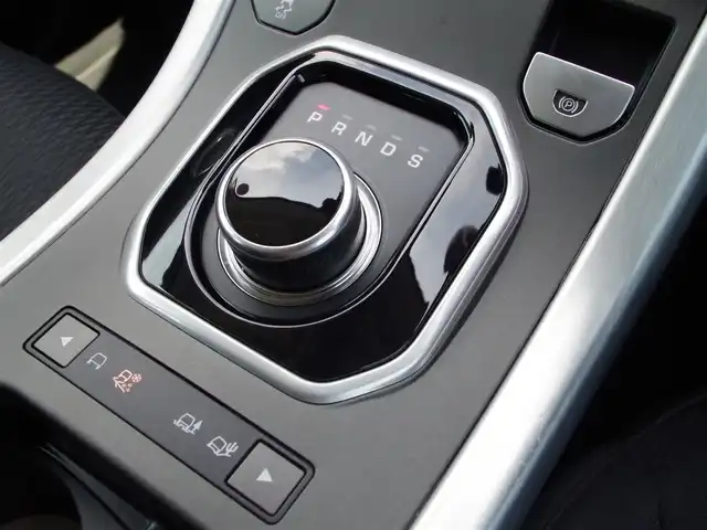 ランドローバー レンジローバーイヴォーク SE 埼玉県 2018(平30)年 4.2万km 黒 オートクルーズコントロール /全方位カメラ/パークセンサー  /MERIDIANスピーカー /純正ナビ /電動リアゲート /Bluetooth /スタットレスタイヤ /スマートキー/USBポート /車線逸脱警告 /ETC /横滑り防止装置