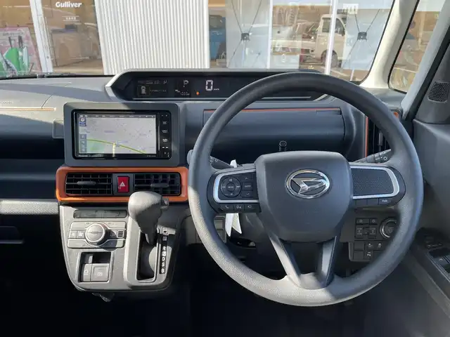 ダイハツ タント ファンクロス 石川県 2023(令5)年 0.2万km クロムグレーメタリック 社外メモリーナビ/フルセグTV/パノラマモニター/LEDヘッドライト/両側パワースライドドア/レーダーブレーキ/オートライト/純正アルミホイール/スマートキー/プッシュスタート/電動ミラー/シートヒーター/保証書