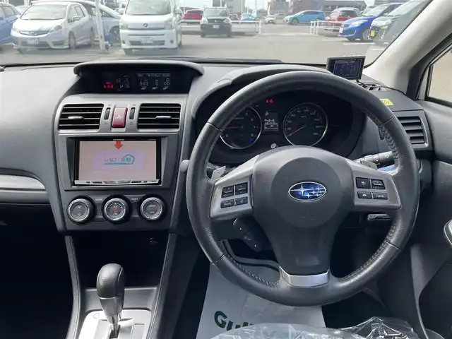 スバル インプレッサ スポーツ 2．0i アイサイト 石川県 2014(平26)年 8.5万km パール 4WD/ワンオーナー/社外メモリーナビ/社外CD/DVD/フルセグTV/HIDヘッドライト/ETC/スマートキー/プッシュスタート/電動ミラー/アイサイト/レーダークルーズ/純正アルミホイール/保証書