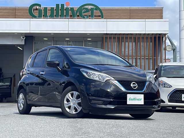 日産 ノート e－パワー X 沖縄県 2017(平29)年 5.4万km スーパーブラック 社外9インチナビ・TV・Bluetooth・CD・DVD/ETC/衝突軽減システム/オートライト/レーンキープアシスト/スマートキー/電動格納ミラー