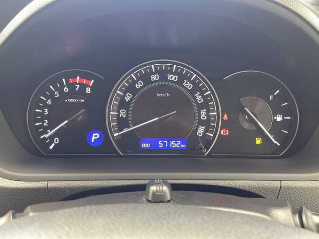 トヨタ エスクァイア Gi 沖縄県 2017(平29)年 5.8万km ブラッキッシュアゲハガラスフレーク 純正９インチナビ(NSZT-Y66T)/（フルセグＴＶ　DVD　Ｂｌｕｅｔｏｏｔｈ）/純正12.1インチフリップダウンモニター/バックカメラ/ＥＴＣ/前後ドライブレコーダー/両側パワースライドドア/レザーシート/シートヒーター/トヨタセーフティセンス/・衝突被害軽減ブレーキ (プリクラッシュセーフティ)																									/・ハンドル操作サポート (レーントレーシングアシスト)																																																		/・車線はみ出しアラート (レーンディパーチャーアラート)																									/・自動ハイビーム (オートマチックハイビーム)	/クルーズコントロール																								/ステアリングスイッチ/ウッドコンビ革巻きステアリング/純正フロアマット/純正15インチアルミホイール/アイドリングストップ/保証書