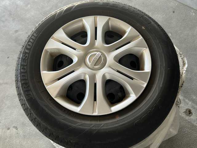 日産 ノート X Vセレクション 広島県 2020(令2)年 5.7万km スーパーブラック 禁煙車/エマージェンシーブレーキ/車線逸脱警報/コーナーセンサー/純正ナビ（MJ120D-W）/・ワンセグ/CD/Bluetooth/SD/AUX/アラウンドビューモニター/インテリジェントルームミラー/ステアリングスイッチ/アイドリングストップ/純正ドアバイザー/ETC/純正ホイール車載（サマータイヤ）/Wエアバック