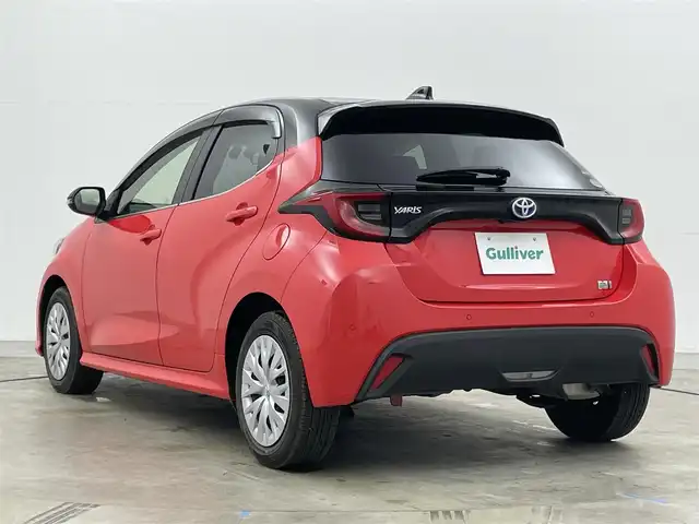 トヨタ ヤリス ハイブリッド Z 岡山県 2020(令2)年 4万km ブラック/コーラルクリスタルシャイン 純正ディスプレイオーディオ　/(BT/Carplay)/レーダークルーズコントロール　/ビルトインＥＴＣ　/シートヒーター　前席/ＬＥＤヘッドライト　/バックカメラ　/純正ドライブレコーダー　前側/コーナーセンサー　前後/オートハイビーム　/アイドリングストップ/禁煙車/スペアキー×1/フォグライト/衝突軽減システム