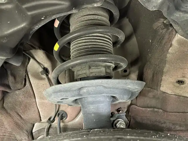 トヨタ ヤリス ハイブリッド Z 岡山県 2020(令2)年 4万km ブラック/コーラルクリスタルシャイン 純正ディスプレイオーディオ　/(BT/Carplay)/レーダークルーズコントロール　/ビルトインＥＴＣ　/シートヒーター　前席/ＬＥＤヘッドライト　/バックカメラ　/純正ドライブレコーダー　前側/コーナーセンサー　前後/オートハイビーム　/アイドリングストップ/禁煙車/スペアキー×1/フォグライト/衝突軽減システム