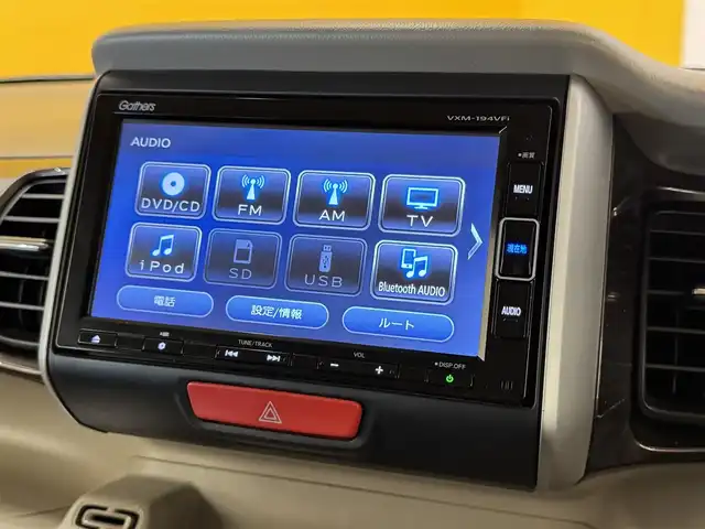 ホンダ Ｎ ＢＯＸ スラッシュ G・L ノヴァカントリースタイル 群馬県 2018(平30)年 6.2万km プラチナホワイトパール シティブレーキアクティブシステム/純正7インチナビ/　フルセグ/BT/CD/DVD/USB/前席シートヒーター/ステアリングヒーター/バックカメラ/HIDヘッドライト/ビルトインETC/前後ドライブレコーダー/純正フロアマット/スマートキー/プッシュスタート/電子パーキング/アイドリングストップ