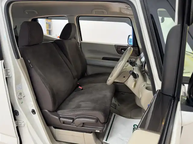 ホンダ Ｎ ＢＯＸ スラッシュ G・L ノヴァカントリースタイル 群馬県 2018(平30)年 6.2万km プラチナホワイトパール シティブレーキアクティブシステム/純正7インチナビ/　フルセグ/BT/CD/DVD/USB/前席シートヒーター/ステアリングヒーター/バックカメラ/HIDヘッドライト/ビルトインETC/前後ドライブレコーダー/純正フロアマット/スマートキー/プッシュスタート/電子パーキング/アイドリングストップ