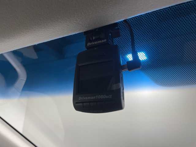 三菱 デリカＤ：５ ジャスパー 神奈川県 2020(令2)年 4.2万km ダイヤモンドブラックマイカ 4WD/ディーゼルターボ/社外SDナビゲーション【CN-PE06WD】/バックカメラ/フルセグ　CD DVD　Bluetooth　SD/両側電動スライドドア/オートストップ＆ゴー/e-アシスト/ブラインドスポットウォーニング/FCM衝突被害軽減ブレーキシステム/誤発進抑制機能/LDW車線逸脱警報システム/オートマチックハイビーム/レーダークルーズコントロール/ハーフレザーシート/革巻きステアリング/パドルシフト/電動パーキングブレーキ/オートブレーキホールド/社外前方ドライブレコーダー/プッシュスタート/スマートキー/純正18インチアルミホイール/LEDヘッドランプ/LEDフロントフォグランプ/オートライト