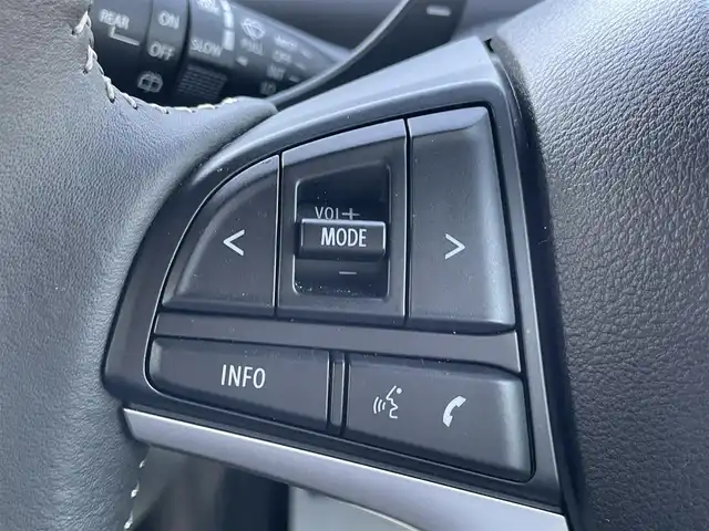 スズキ ワゴンＲ カスタムＺ HYBRID ZT 愛媛県 2023(令5)年 1.9万km ピュアホワイトP セーフティサポート/デュアルカメラブレーキサポート/後退時ブレーキサポート/車線逸脱警報/アダプティブクルーズコントロール/前後誤発進抑制機能/純正8インチナビ/　CD/DVD/Bluetooth/フルセグTV/バックカメラ/ビルトインETC/D席シートヒーター/LEDヘッドライト/純正15インチAW/革巻きステアリング/パドルシフト/プッシュスタート/ドアバイザー/ブルーミラー/フロントフォグ/フロアマット/スペアキー×1/保証書/取説書