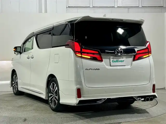 トヨタ アルファード S Cパッケージ 大阪府 2023(令5)年 1.7万km ホワイトパールクリスタルシャイン モデリスタエアロ/純正ナビ/バックカメラ/Bluetooth/DVDデッキ/Bluetooth/純正フリップダウンモニター/トヨタセーフティーセンス/・プリクラッシュセーフティー/・レーンキープディパーチャーアラート/・オートマチックハイビーム/レーダークルーズコントロール/パワーシート/シートヒーター/エアーシート/両側パワースライドドア/パワーバックアドア/ミラー型ドライブレコーダー/ビルトインETC/オートライト/LEDヘッドライト