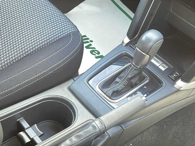 スバル フォレスター 2．0i－L 道北・旭川 2016(平28)年 3.9万km ヴェネチアンレッドパール ・社外ナビ/　CD/DVD/BT/TV/・バックカメラ/・前席パワーシート/・前席シートヒーター/・オートライト/・横滑り防止/・パドルシフト/・革巻きステアリング/・アイドリングストップ/・クルーズコントロール/・純正フロアマット/・ドアバイザー/・保証書