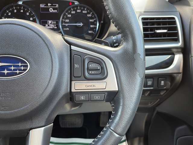 スバル フォレスター 2．0i－L 道北・旭川 2016(平28)年 3.9万km ヴェネチアンレッドパール ・社外ナビ/　CD/DVD/BT/TV/・バックカメラ/・前席パワーシート/・前席シートヒーター/・オートライト/・横滑り防止/・パドルシフト/・革巻きステアリング/・アイドリングストップ/・クルーズコントロール/・純正フロアマット/・ドアバイザー/・保証書