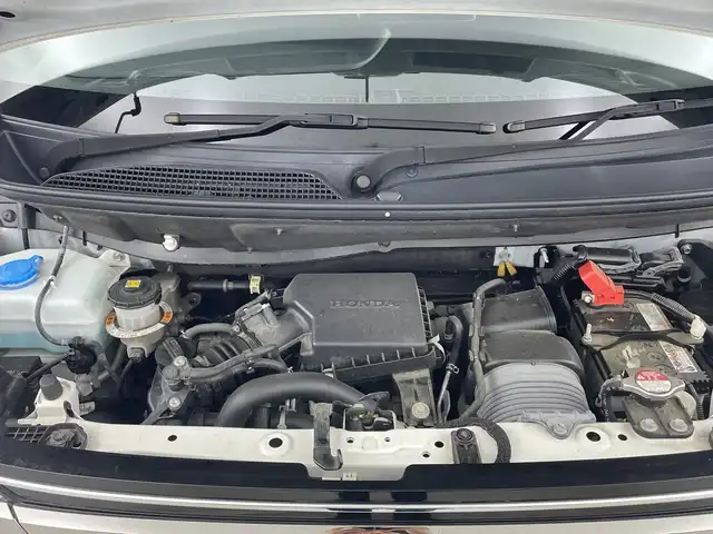 ホンダ Ｎ ＢＯＸ カスタム L ターボ 愛知県 2021(令3)年 3.3万km プラチナホワイトパール ホンダセンシング（衝突軽減）/レーダークルーズコントロール/車線逸脱防止/コーナーセンサー/ターボ/7インチナビ/（フルセグ、Bluetooth、DVD、バックカメラ）/ビルトインETC/合皮シート/シートヒーター/両側パワースライドドア/革巻きステアリング/スマートキー/プッシュスタート