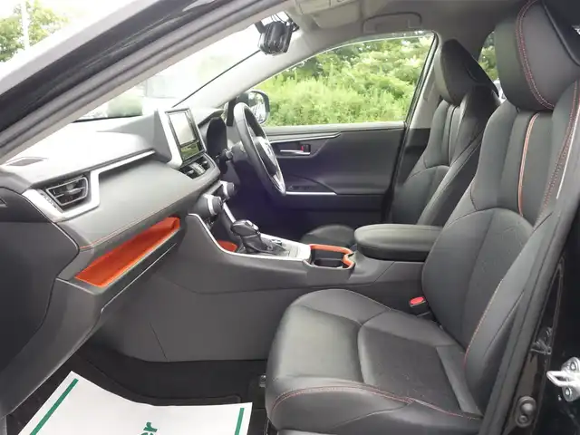 トヨタ ＲＡＶ４ アドベンチャー 山形県 2020(令2)年 9.1万km アティチュードブラックマイカ 4WD/衝突被害軽減システム/純正SDナビ/　　【CD DVD BT フルセグ USB MSV】/バックカメラ/レーダークルーズコントロール/LEDオートヘッドライト/ブラックソフトレザーシート/パワーシート/シートエアコン/シートヒーター/純正19インチアルミホイール/ルームミラー型ドライブレコーダー/ステアリングスイッチ/MTモード付AT/電動格納ウィンカーミラー/フォグランプ/スマートキー×2/ETC