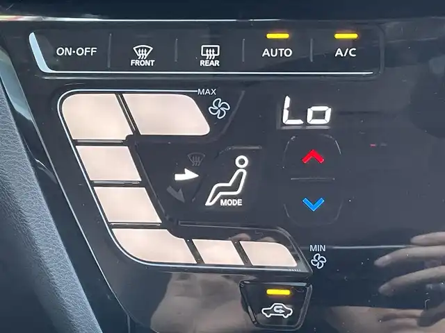 日産 ルークス ハイウェイスター Gターボ 佐賀県 2021(令3)年 3.9万km ブラック ターボ/エマージェンシーブレーキ/ソナー/純正ナビ/・フルセグTV/BT/CD/インナーミラー型アラウンドビューモニター/純正15インチAW/片側パワースライドドア/LEDヘッドライト/フォグランプ/オートマチックハイビーム/オートライト/純正前後ドライブレコーダー(DH5-D)/リアサーキュレーター/プッシュスタート/ETC/スペアキー×１/保証書