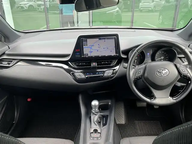 トヨタ Ｃ－ＨＲ S 和歌山県 2016(平28)年 7.4万km ダークブラウンマイカメタリック 純正ナビ/フルセグTV/（AM/FM/CD/DVD/Bluetooth）/バックカメラ/衝突軽減ブレーキ/横滑り防止機能/レーンキープアシスト/レーダークルーズコントロール/電動パーキング/オートホールド/100V電源/LEDヘッドライト/オートライト/オートマチックハイビーム/ビルトインETC/ドライブレコーダー/純正フロアマット/プッシュスタート/スマートキー