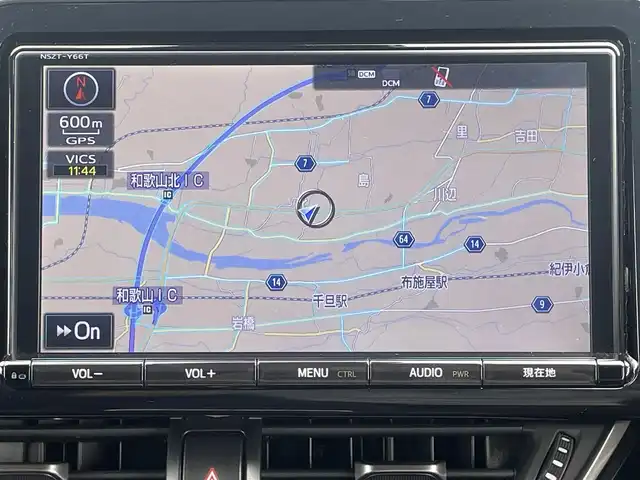 トヨタ Ｃ－ＨＲ S 和歌山県 2016(平28)年 7.4万km ダークブラウンマイカメタリック 純正ナビ/フルセグTV/（AM/FM/CD/DVD/Bluetooth）/バックカメラ/衝突軽減ブレーキ/横滑り防止機能/レーンキープアシスト/レーダークルーズコントロール/電動パーキング/オートホールド/100V電源/LEDヘッドライト/オートライト/オートマチックハイビーム/ビルトインETC/ドライブレコーダー/純正フロアマット/プッシュスタート/スマートキー