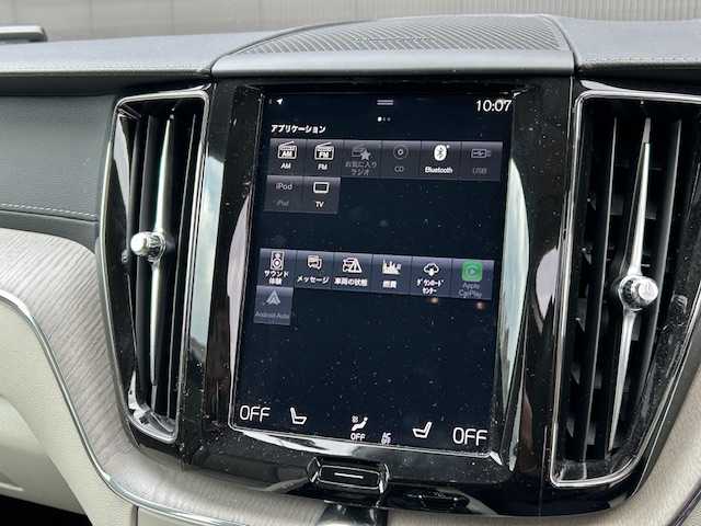 ボルボ ＸＣ６０ D4 AWD インスクリプション 道東・釧路十勝 2018(平30)年 6.1万km ルミナスサンドメタリック ４WD/harman/kardon/純正HDDナビ/CD/BT/USB/フルセグ/360°ビューカメラ/ETC/ドライブレコーダー/ヘッドアップディスプレイ/City Safety（衝突回避・被害軽減ブレーキシステム）/レーンキーピングエイド/ブラインドスポットインフォメーション/アダプティブクルーズコントロール/サイドウインカー内蔵電動リトラクタブル・ドアミラー/パークアシストパイロット/パーフォレーテッド・ファインナッパレザーシート/全席シートヒーター/前席パワーシート/前席ベンチレーション/ステアリングヒーター/パワーバックドア/純正19インチAW/純正フロアマット