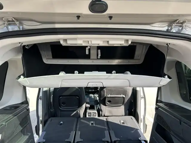 シトロエン ベルランゴ シャイン ブルーHDi XTRパック 大阪府 2022(令4)年 1.2万km サーブル 純正ナビ/・AppleCarPlay/USB/ラジオ/主要装備/・アクティブセーフティブレーキ/・クルーズコントロール/・トラフィックサインインフォメーション/・インテリジェントハイビーム/・パーキングセンサー/・レーンキープアシスト/・トラクションコントロール/・チャイルドセーフティ/・パドルシフト/・ヘッドライトレベライザー/・ステアリングリモコン/・ドライブレコーダー/・ETC