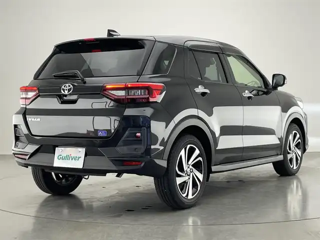 トヨタ ライズ Z 愛知県 2024(令6)年 0.6万km ブラックマイカメタリック 純正９型ナビ　全方位カメラ　シートヒーター　ＥＴＣ２．０　前後ドラレコ　ＨＤＭＩ　ＢＳＭ　スマアシ　衝突軽減　追従クルコン　ＬＥＤオートライト　コーナーセンサー　電動パーキング　純正フロアマット　禁煙