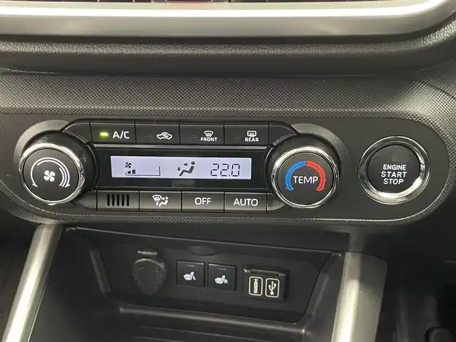 トヨタ ライズ Z 愛知県 2024(令6)年 0.6万km ブラックマイカメタリック 純正９型ナビ　全方位カメラ　シートヒーター　ＥＴＣ２．０　前後ドラレコ　ＨＤＭＩ　ＢＳＭ　スマアシ　衝突軽減　追従クルコン　ＬＥＤオートライト　コーナーセンサー　電動パーキング　純正フロアマット　禁煙