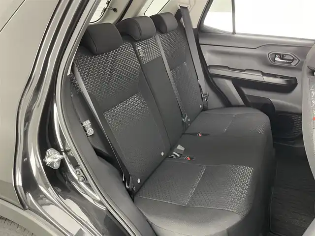 トヨタ ライズ Z 愛知県 2024(令6)年 0.6万km ブラックマイカメタリック 純正９型ナビ　全方位カメラ　シートヒーター　ＥＴＣ２．０　前後ドラレコ　ＨＤＭＩ　ＢＳＭ　スマアシ　衝突軽減　追従クルコン　ＬＥＤオートライト　コーナーセンサー　電動パーキング　純正フロアマット　禁煙