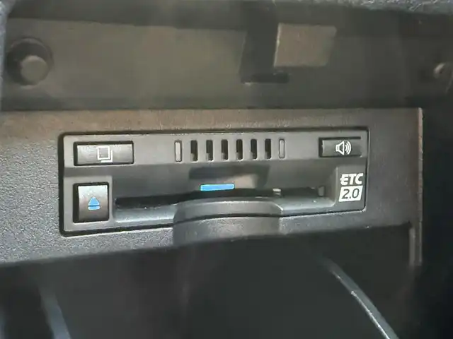 トヨタ アルファード S Cパッケージ 千葉県 2022(令4)年 6.7万km ホワイトパールクリスタルシャイン 純正ナビ/フルセグTV/アラウンドビューモニター/両側パワースライドドア/クルーズコントロール/サンルーフ/オットマン/JBLサウンド/デジタルインナーミラー/モデリスタエアロ/パワーバックドア/前席シートヒーター/前席エアシート/衝突被害軽減ブレーキ/レーンキープアシスト