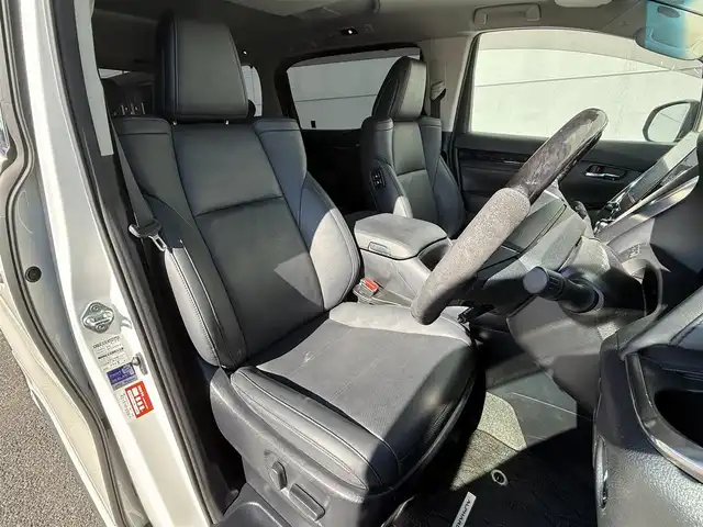 トヨタ アルファード S Cパッケージ 千葉県 2022(令4)年 6.7万km ホワイトパールクリスタルシャイン 純正ナビ/フルセグTV/アラウンドビューモニター/両側パワースライドドア/クルーズコントロール/サンルーフ/オットマン/JBLサウンド/デジタルインナーミラー/モデリスタエアロ/パワーバックドア/前席シートヒーター/前席エアシート/衝突被害軽減ブレーキ/レーンキープアシスト