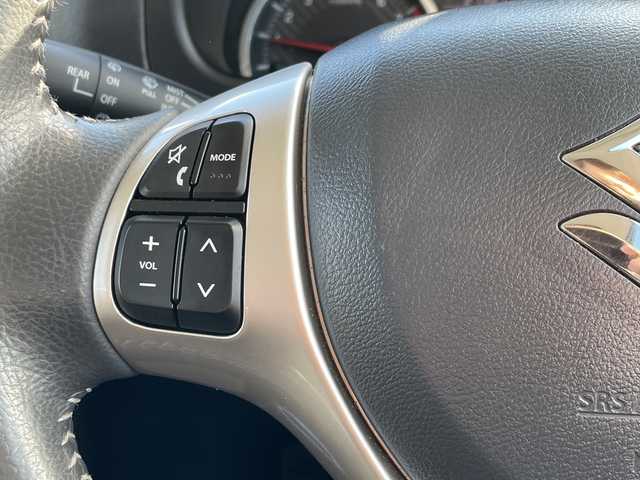 スズキ ジムニー ランドベンチャー 道北・旭川 2017(平29)年 4.3万km ブルーイッシュブラックパール3 /禁煙車//4WD//社外ナビ/CD/DVD/BT/TV/USB/SD//ヨコハマジオランダーM/Tタイヤ//社外足回り//ハーフレザーシート//運転席シートヒーター//ミラーヒーター//ETC//革巻きステアリング//ステアリングスイッチ//フォグランプ//ウィンカーミラー//電動格納ミラー//純正フロアマット//社外ルーフキャリア//社外ルーフボックス//保証書//取扱説明書