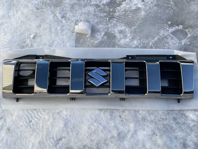 スズキ ジムニー ランドベンチャー 道北・旭川 2017(平29)年 4.3万km ブルーイッシュブラックパール3 /禁煙車//4WD//社外ナビ/CD/DVD/BT/TV/USB/SD//ヨコハマジオランダーM/Tタイヤ//社外足回り//ハーフレザーシート//運転席シートヒーター//ミラーヒーター//ETC//革巻きステアリング//ステアリングスイッチ//フォグランプ//ウィンカーミラー//電動格納ミラー//純正フロアマット//社外ルーフキャリア//社外ルーフボックス//保証書//取扱説明書