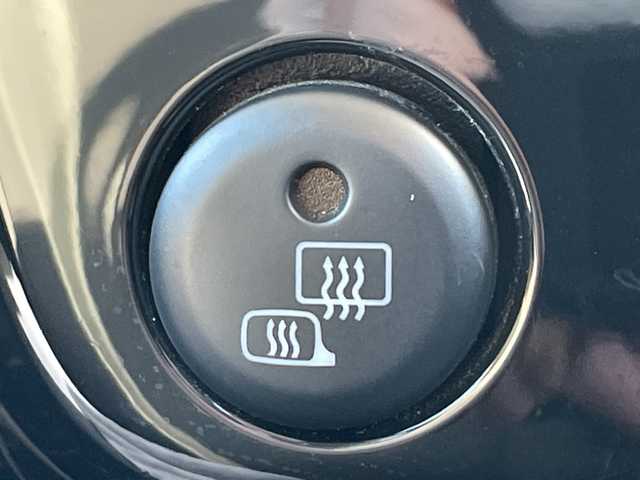 スズキ ジムニー ランドベンチャー 道北・旭川 2017(平29)年 4.3万km ブルーイッシュブラックパール3 /禁煙車//4WD//社外ナビ/CD/DVD/BT/TV/USB/SD//ヨコハマジオランダーM/Tタイヤ//社外足回り//ハーフレザーシート//運転席シートヒーター//ミラーヒーター//ETC//革巻きステアリング//ステアリングスイッチ//フォグランプ//ウィンカーミラー//電動格納ミラー//純正フロアマット//社外ルーフキャリア//社外ルーフボックス//保証書//取扱説明書