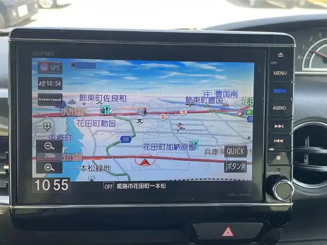 ホンダ Ｎ ＢＯＸ カスタム G L ホンダセンシング 兵庫県 2017(平29)年 9.9万km プレミアムホワイトパールⅡ (株)IDOMが運営する【じしゃロン姫路店】の自社ローン専用車両になります。こちらは現金またはオートローンご利用時の価格です。自社ローンご希望の方は別途その旨お申付け下さい//禁煙車//純正８インチナビ・フルセグTV/　(VXU-185NBi)//バックカメラ//ビルトインETC//ドライブレコーダー//左パワースライドドア//電動格納ミラーウインカー//スマートキーシステム//プッシュスタート//純正１４インチアルミ//ホンダセンシング//CMBS/ACC/LKAS//LEDオートライト//ステアリングスイッチ//ドアバイザー//純正フロアマット//新車保証書/取扱説明書