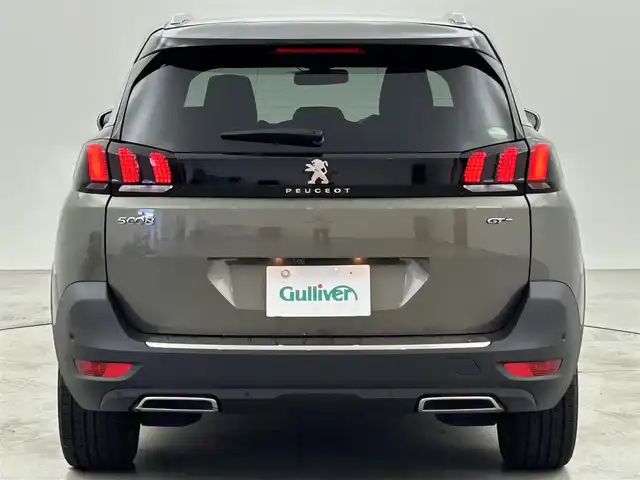 プジョー ５００８ GT ブルーHDi 福岡県 2018(平30)年 6.3万km 緑 純正ナビ（フルセグTV）/サンルーフ/クルーズコントロール/ブラインドスポットモニター/パワーバックドア/パワーシート/シートヒーター/横滑り防止機能/コーナーセンサー/レーンキープアシスト/純正アルミホイール/オートライト/オートハイビーム
